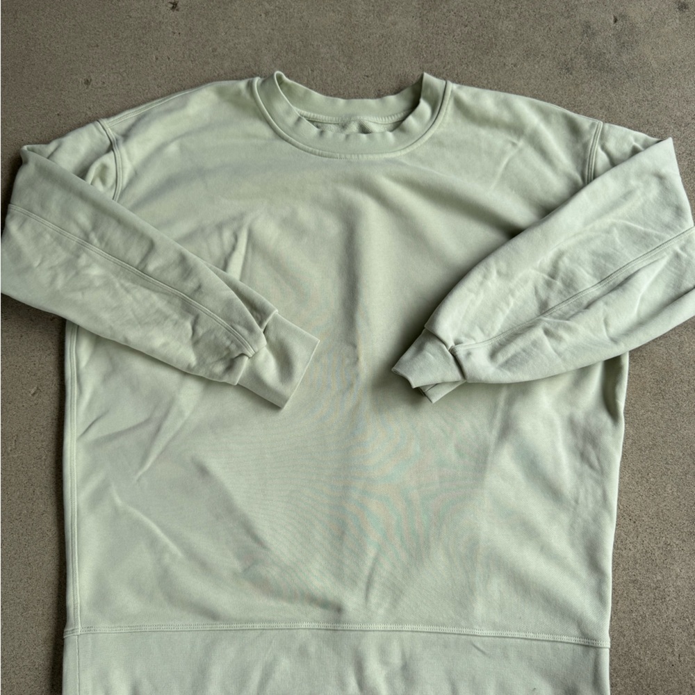 LULULEMON crewneck